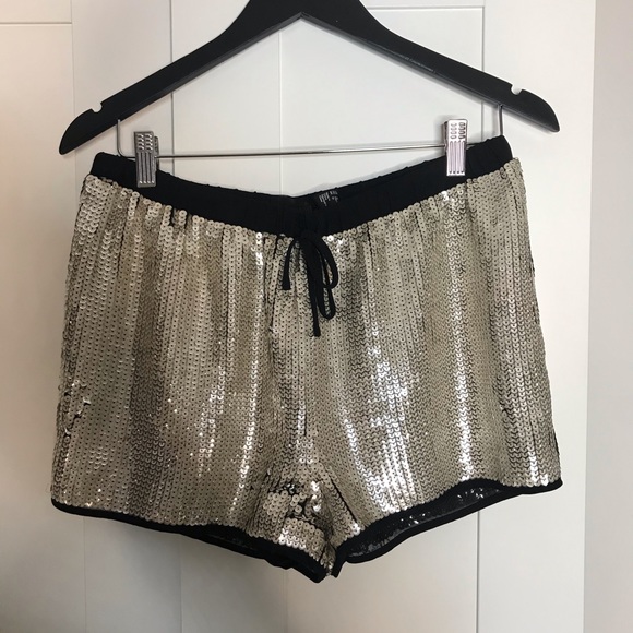 H&M gold sequin drawstring shorts size 1 - Picture 2 of 8